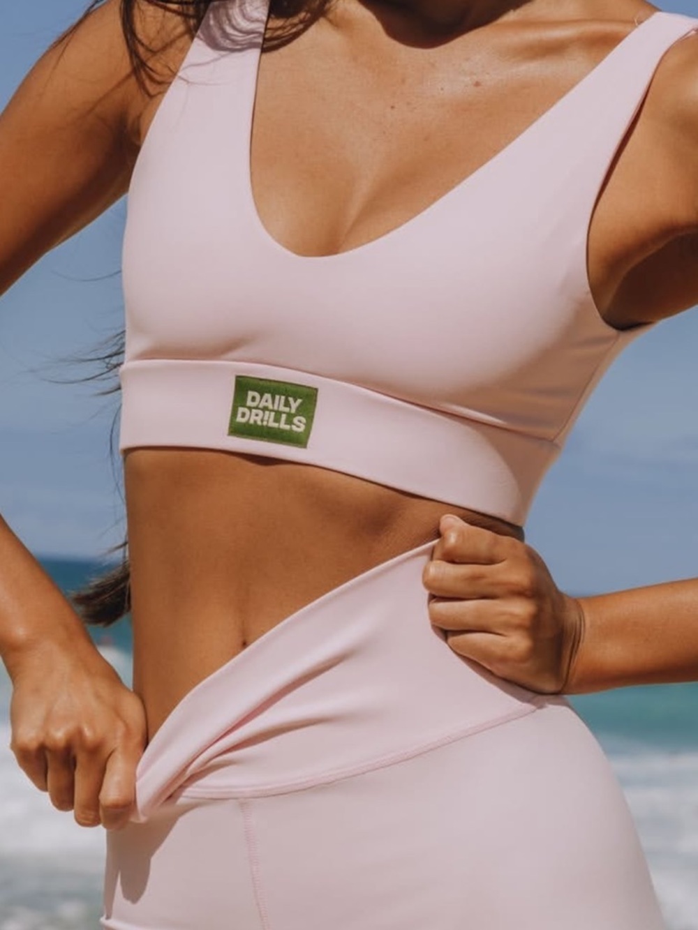 Daily Drills Go! V Neck Bra in Cupid